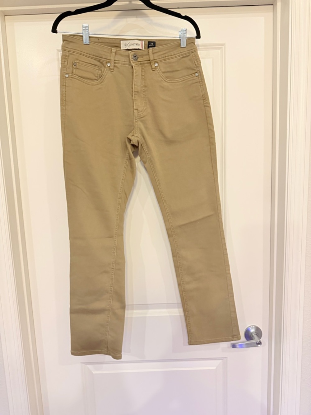 Depart West Men's Straight Jeans in Tan NWOT size 31